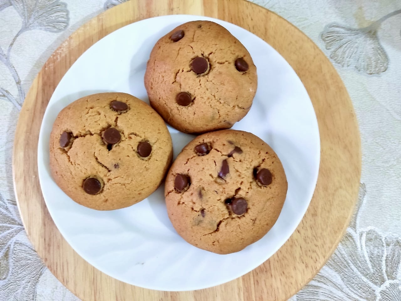 Chocolate chip cookies